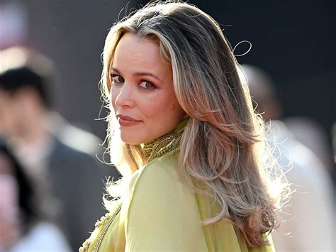 Rachel McAdams Embraced Her Body in Stunning。